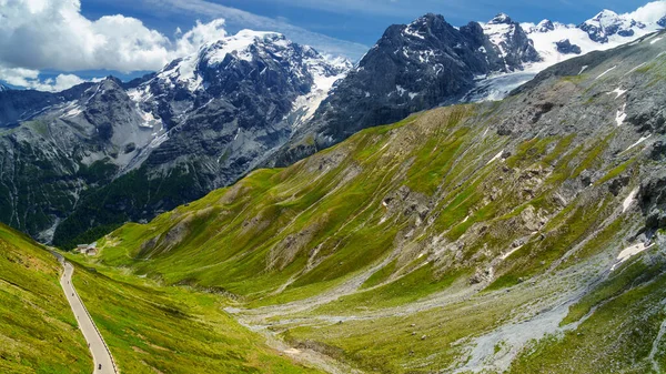 Hegyvidéki Táj Stelvio Hágóhoz Vezető Mentén Bolzano Tartomány Trentino Alto — Stock Fotó