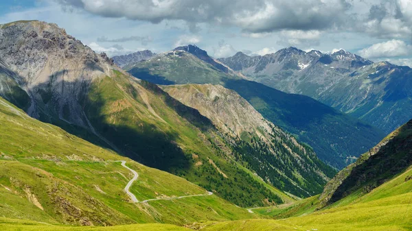 Paysage Montagneux Long Route Col Stelvio Province Sondrio Lombardie Italie — Photo