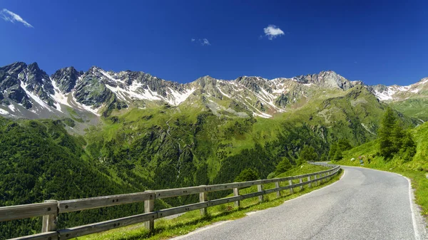 Passo Gavia Provincie Brescia Lombardije Italië Landschap Langs Bergpas Zomer — Stockfoto