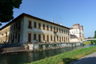 Robecco Konsolosu Naviglio 'da Abbiategrasso' dan Turbigo 'ya (Lombardy, İtalya) kadar bisiklet yolu: Villa Gaia