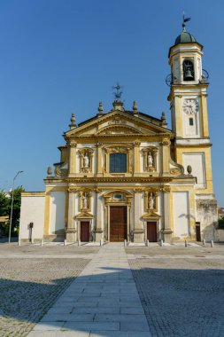 Gaggiano (Milan, Lombardy, İtalya), tarihi Sant Invenzio kilisesinin dış mekanı.