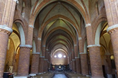 Morimondo, Milan, Lombardy, İtalya: ortaçağ manastırının içi