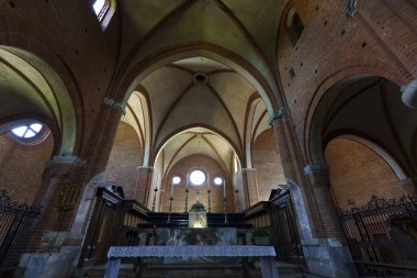 Morimondo, Milan, Lombardy, İtalya: ortaçağ manastırının içi