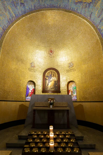 Milan Lombardy Italy Interior Historic Sant Agostino Church Altar Candles — Stock Photo, Image