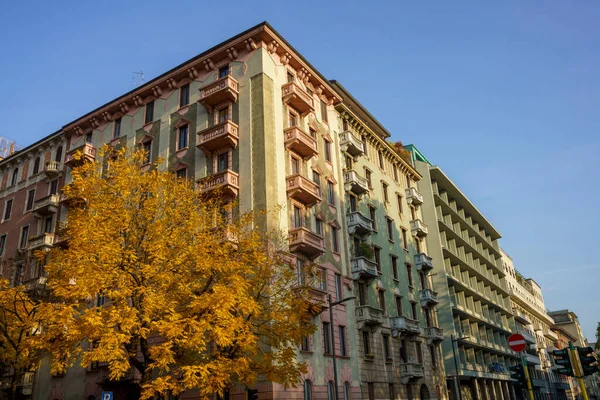 Milan Lombardy Talya Corso Sempione Boyunca Balkonları Olan Tarihi Saray — Stok fotoğraf