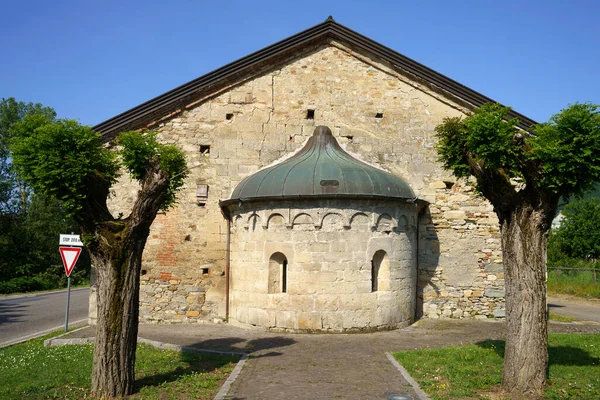 Esterno Della Chiesa Medievale Sant Antonio Borghetto Borbera Provincia Alessandria — Foto Stock