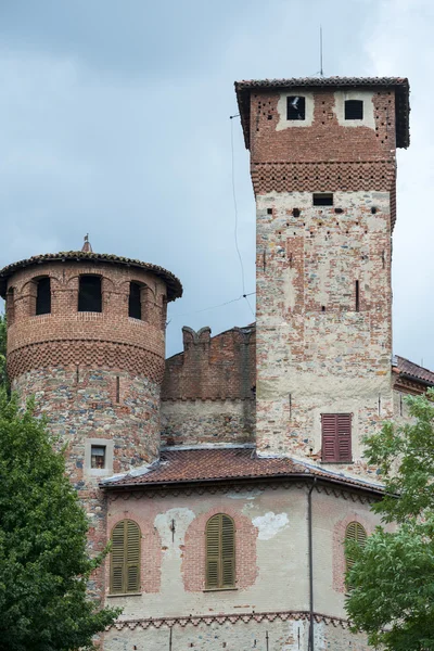 Molare (Алессандрія), замок — стокове фото