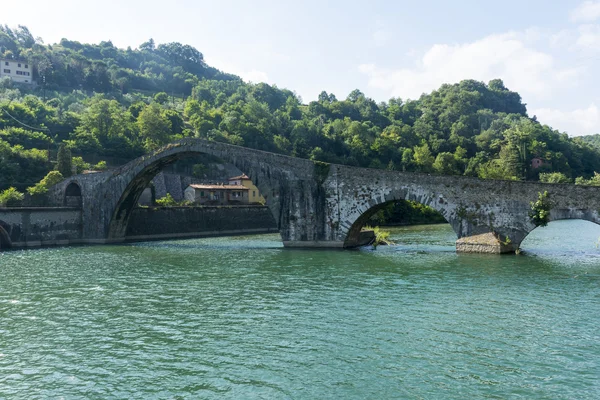 Ponte della maddalena (Toscana, Italien) — 图库照片