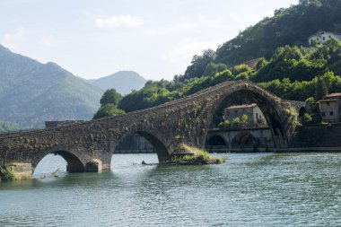 Ponte della maddalena (Toskana, İtalya)