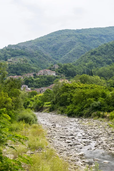 Codiponte, antiguo pueblo en Toscana — Foto de Stock