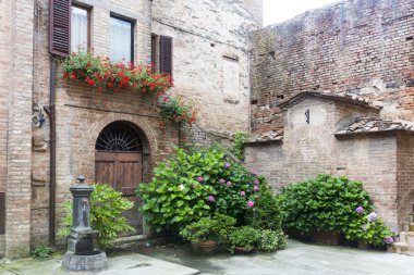 Buonconvento (Toskana, İtalya)