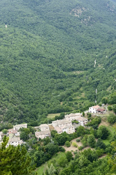 Morro Reatino, italiensk landsby - Stock-foto