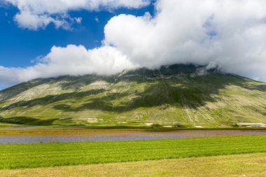 Piyano Grande di Castelluccio (İtalya)