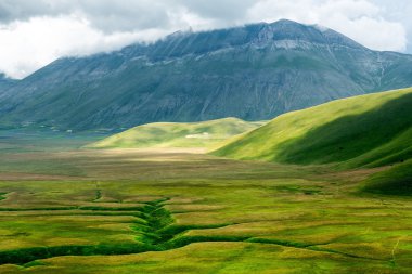 Piyano Grande di Castelluccio (İtalya)