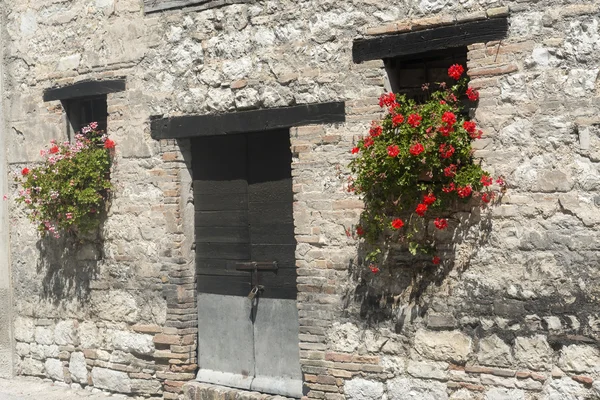 Vecchia casa in Marche (Italia ) — Foto Stock