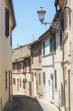 Montelupone (yürüyüşleri, İtalya)