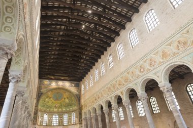 S. Apollinare Classe (Ravenna içinde)