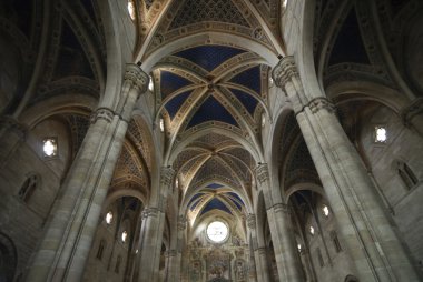 Certosa di Pavia (İtalya), kilise iç