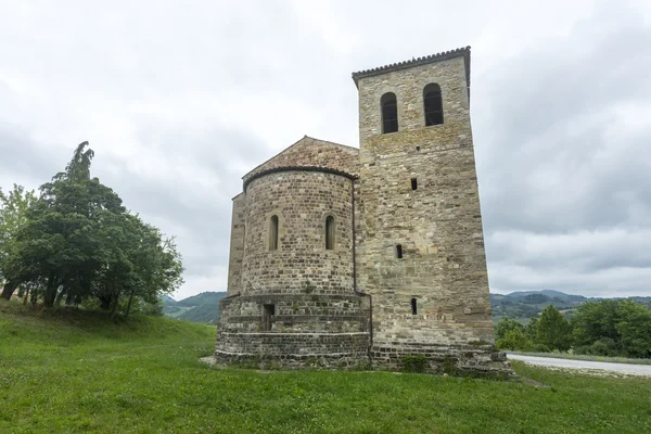 Montefeltro (Marchas, Itália): igreja medieval — Fotografia de Stock