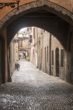 Ferrara (İtalya)