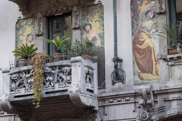 ミラノ、カサ部、リバティー スタイルの家 — ストック写真
