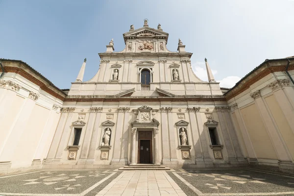 Милан: Certosa di Garegnano — стоковое фото