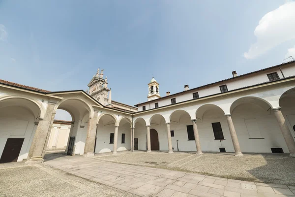 Милан: Certosa di Garegnano — стоковое фото