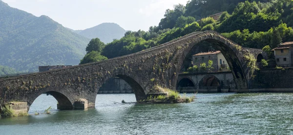 Ponte della maddalena (Toscana, Italien) — 图库照片