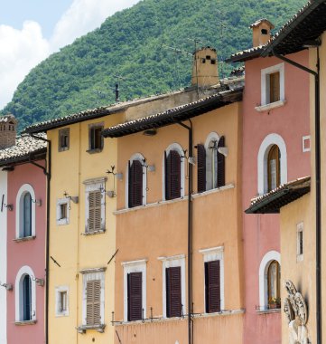 Visso (yürüyüşleri, İtalya)