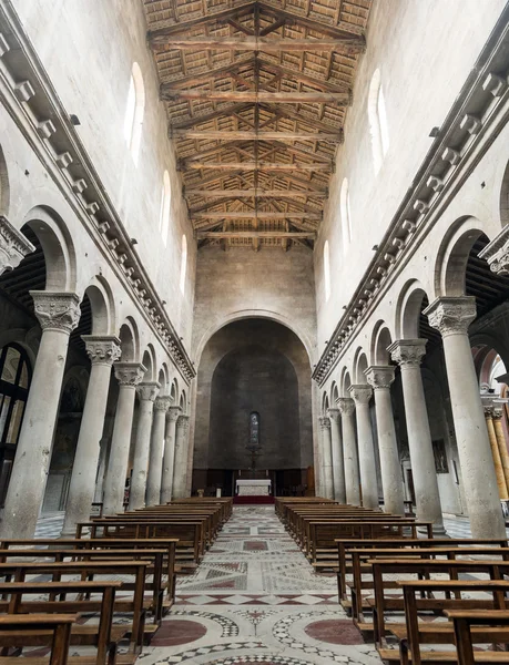 Viterbo (Italia), duomo — Foto de Stock