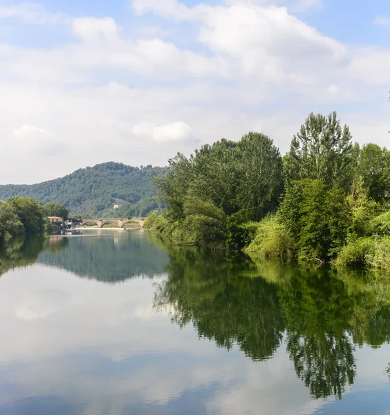 Řeka Serchio, Toskánsko (Itálie) — Stock fotografie