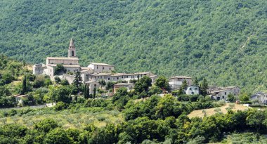 Pievefavera (yürüyüşleri, İtalya)