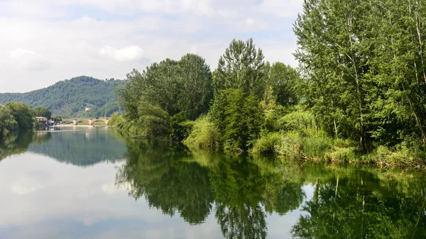 Río Serchio, Toscana (Italia) ) — Foto de Stock