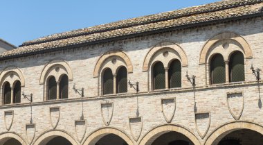 Montelupone (yürüyüşleri, İtalya)