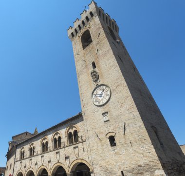 Montelupone (yürüyüşleri, İtalya)