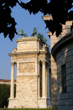 Milan, Lombardiya, İtalya: Arco della Pace, tarihi kemer