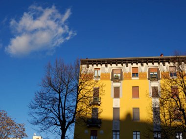 Milano, Lombardiya, İtalya 'daki Via Massena boyunca eski yerleşim yerleri