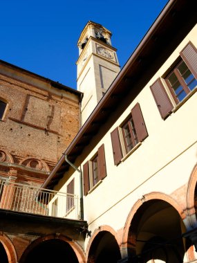 Milano, Lombardia, İtalya 'daki tarihi Santa Maria alla Fontana kilisesinin dışında. Bir manastır