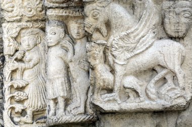 Pavia (İtalya): kilise