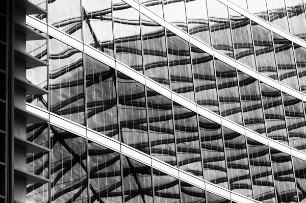 Modernes Gebäude in Mailand — Stockfoto