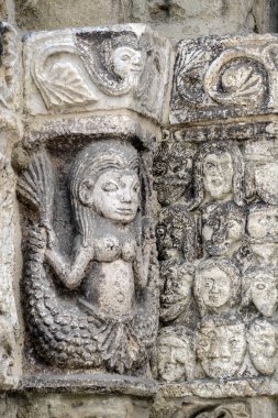 Pavia (İtalya): kilise