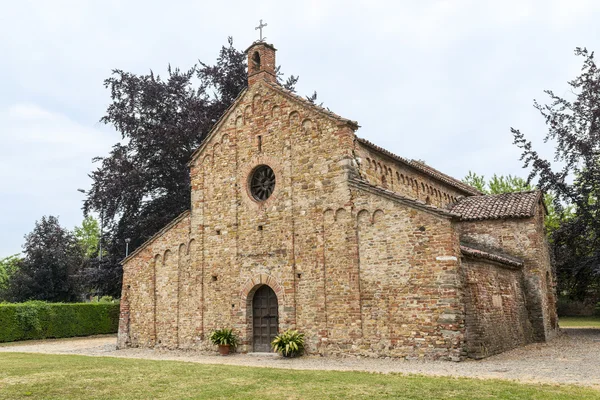 Viguzzolo, chiesa medievale — Foto Stock