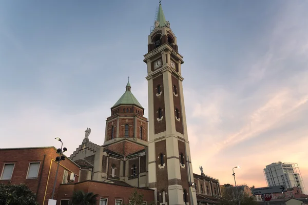 Milan (Italy): church — Stock Photo, Image