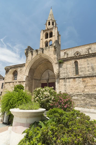 Montagnac (Francia), chiesa gotica — Foto Stock