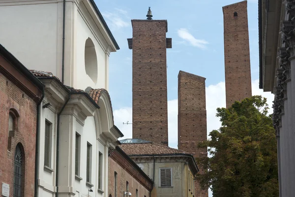 Pavia (İtalya): tarihi kuleleri — Stok fotoğraf