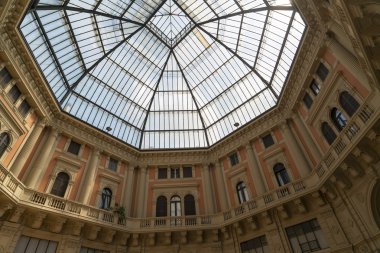 Pavia (İtalya): kapalı kare