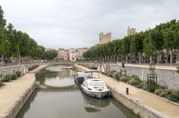 Narbonne, the canal — Stock Photo, Image