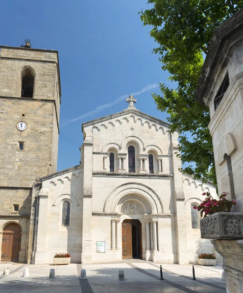 Fabregues (França), igreja — Fotografia de Stock