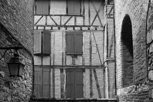 Альби (Франция), полудеревянное здание — стоковое фото