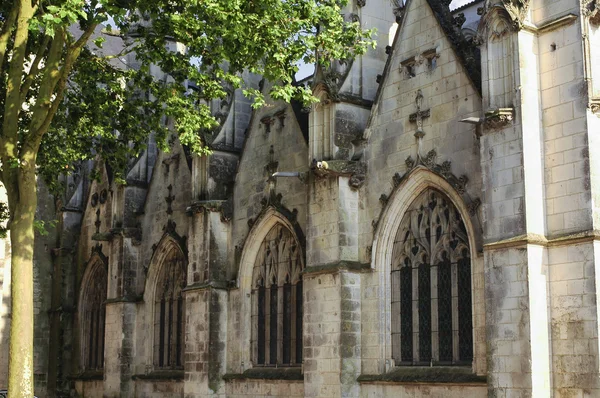 Saintes (franz), kirche — Stockfoto